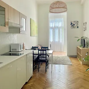 Gallys Apartment Prague